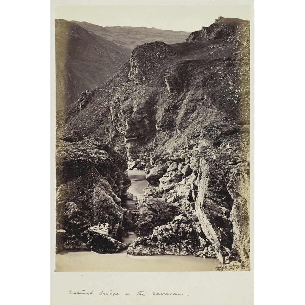 Photograph album of views of Otago by Joseph Perry - P1910-004