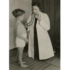 Andersons Bay Pre-School Centre, 'Curriculum includes regular medical supervision'