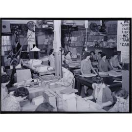 Women at work making calendars, Coulls Somerville Wilkie, Crawford Street, Dunedin