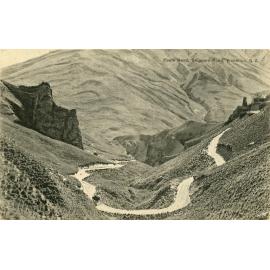 Fool's Bend, Skippers Road, Bourdeaus buggy