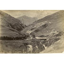 Arthurs Point Hotel, Edith Cavell Bridge