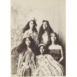 Bliss Rehu, Pani Rehu, Erihapeti Tipa, and Molly Hampstead