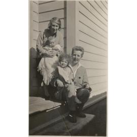 Allen family, 'Dunedin 1929'