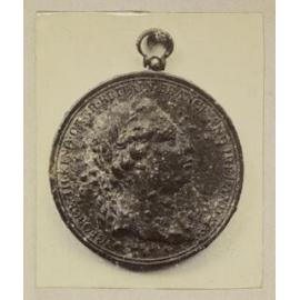 Obverse of medal commemorating Captain Cook's Voyages