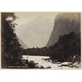 Sheerdown and Mount Morton, Milford Sound