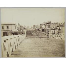 Victoria Avenue, Wanganui from the Bridge