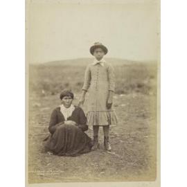 Rewi's wife and child