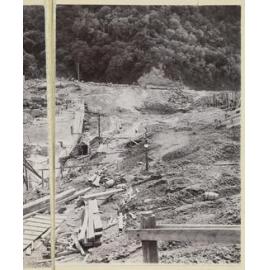 View of platforms, tracks and reinforcing structures [part 2]