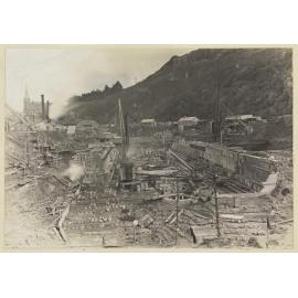 Terraced rockfill and drydock walls