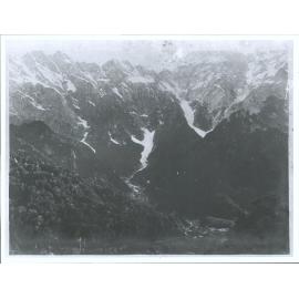 Welcome Flat and the Sierras