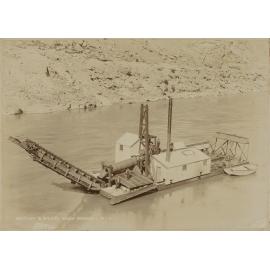Hartley & Riley's Beach Dredge, N.Z.
