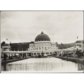 Exhibition dome