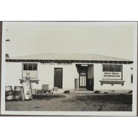 P. Smith, Greenhills