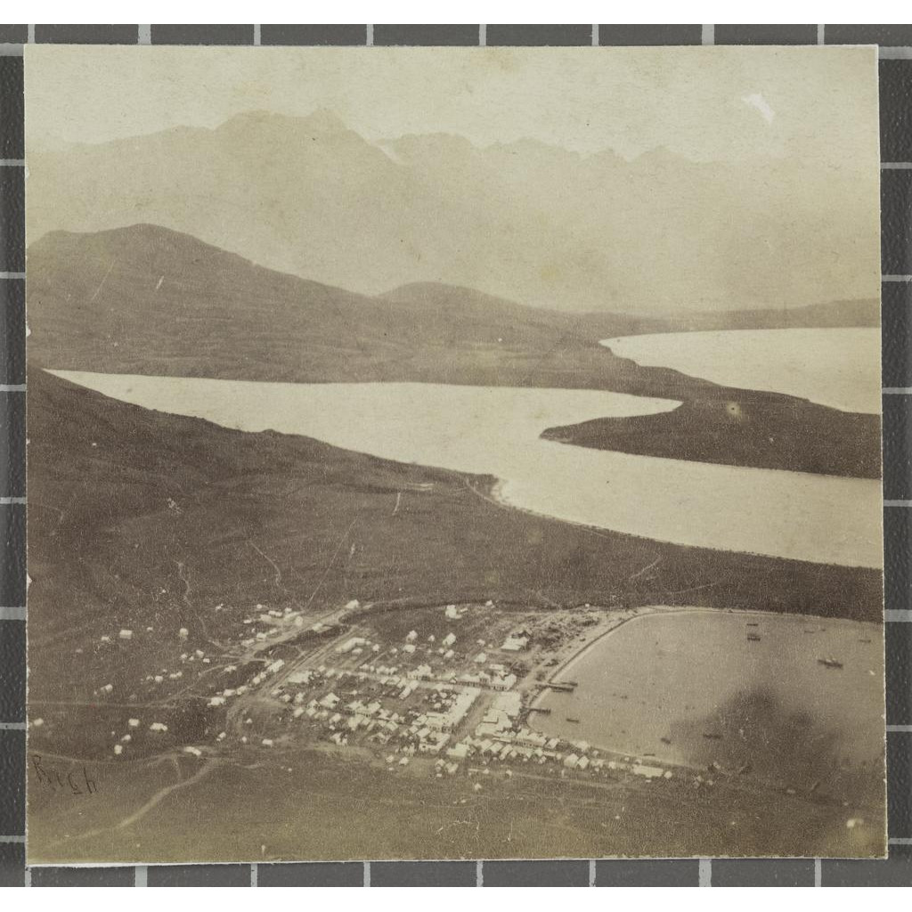 W.M.  Hodgkins's photograph album of New Zealand views - P2008-096