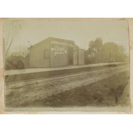 Elles Road railway station