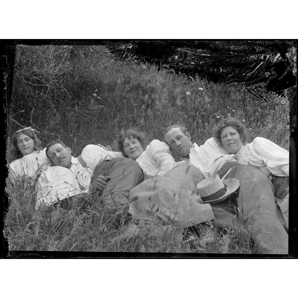 J.M. McAllister : Glass negatives - P1997-150