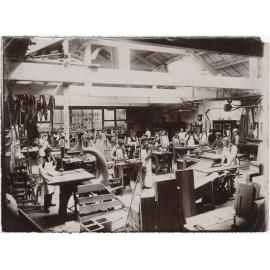 Polishing shop