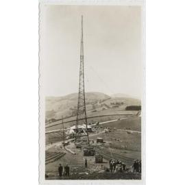 Mast almost in final position
