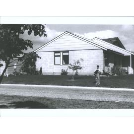 Early project housing within old town- 10 Syndic St, Cromwell