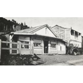 'MacGregor's Waiuta Branch'