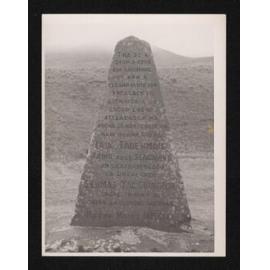 Photograph of Gaelic text on monument erected in recognition of James Mackenzie