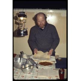 Lowe baking by gaslight
