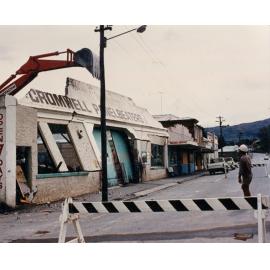 Cromwell Panelbeaters demolition