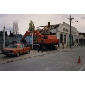 Cromwell Panelbeaters demolition