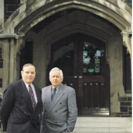 Deputy Vice-Chancellor Dr Ian O. Smith, and Vice-Chancellor Dr Graeme Fogelberg