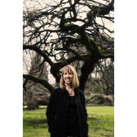 Dr Rebecca Campbell