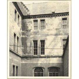 Seaclifff Hospital, Cracks on South East Elevation