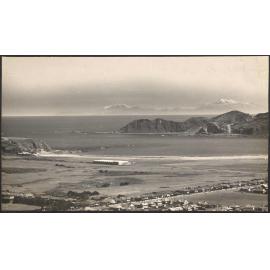 Rongotai airfield and De Havilland aircraft factory