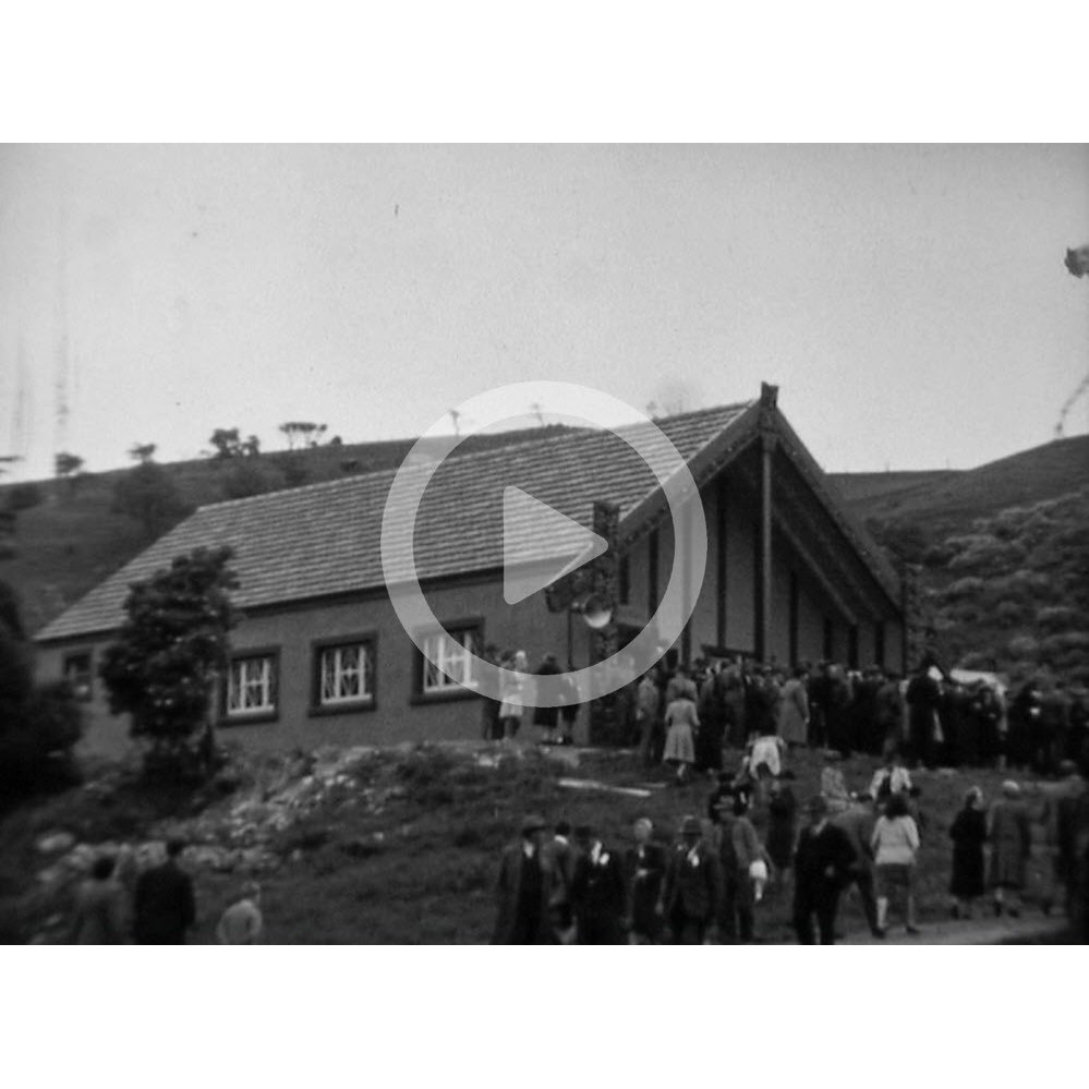 Opening of the wharenui Tamatea at Ōtākou