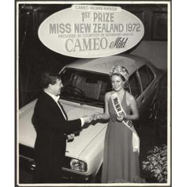 Key of the car to top N.Z. beauty