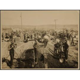 Construction workers, Anzac Avenue, Dunedin