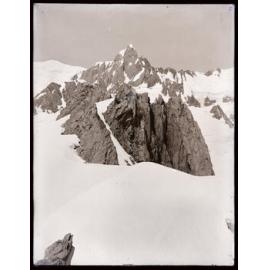 Unidentified rocky peak, Aoraki / Mount Cook region