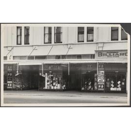 Hallenstein Brothers branch premises, Gisborne