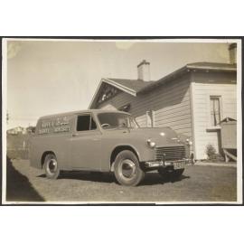 Kerr & Co. Commer van