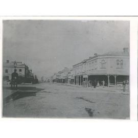 looking down Colombo Street