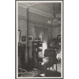 Sitting chair, Bankton