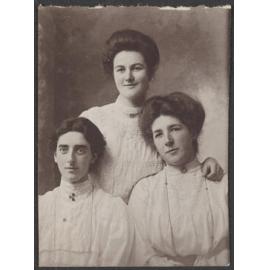 Bessie, Emily, Helene