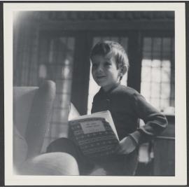 Edmund Bennett reading