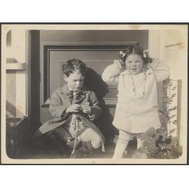 Charles and Lesley Brasch as children