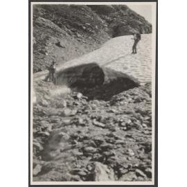 'Head of Minaret Creek, left branch'