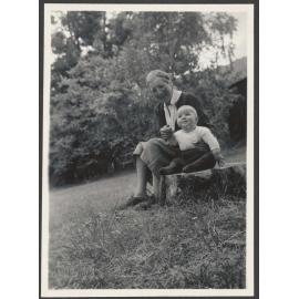 Emily and Ione, Queenstown, Christmas