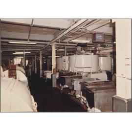 Choc Making. Petzholdt Conches.