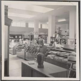 Hallensteins store interior, New Plymouth