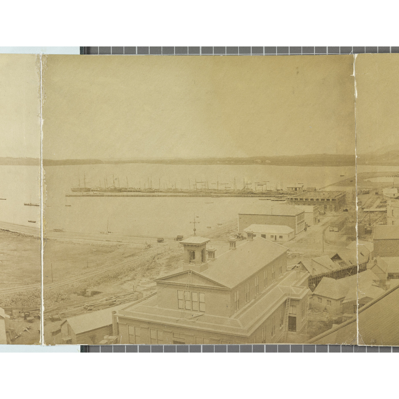 Panorama of Dunedin [part 2 of 10]