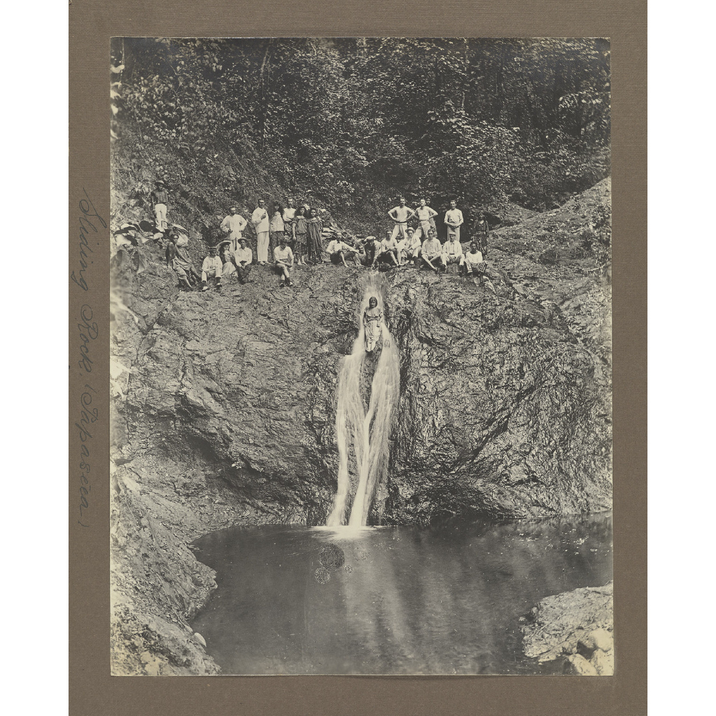 Sliding rock, Papaseea