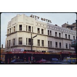 The City Hotel at the time of its demolition